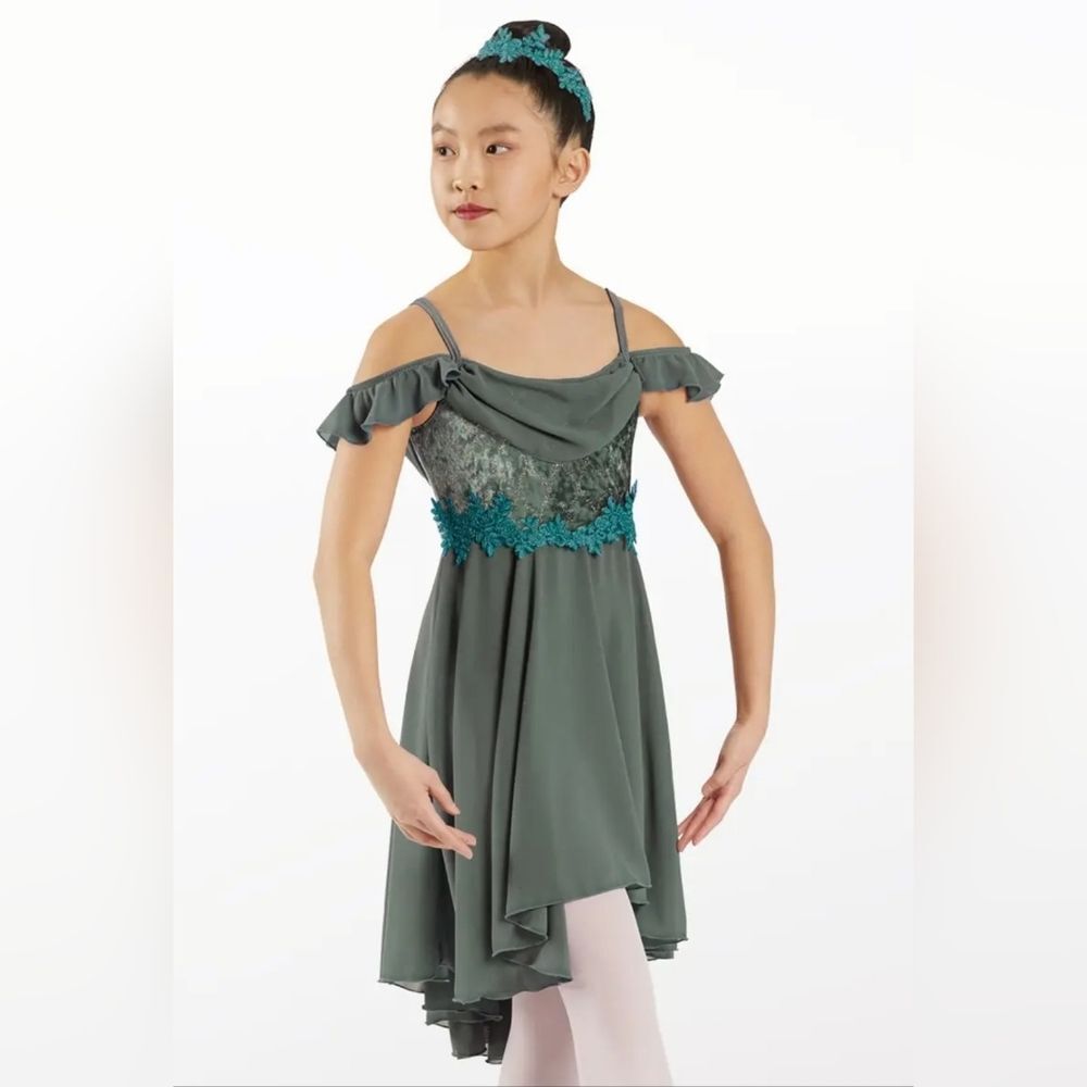 Weissman Showtime Fate And Destiny 12752 Size Intermediate Child